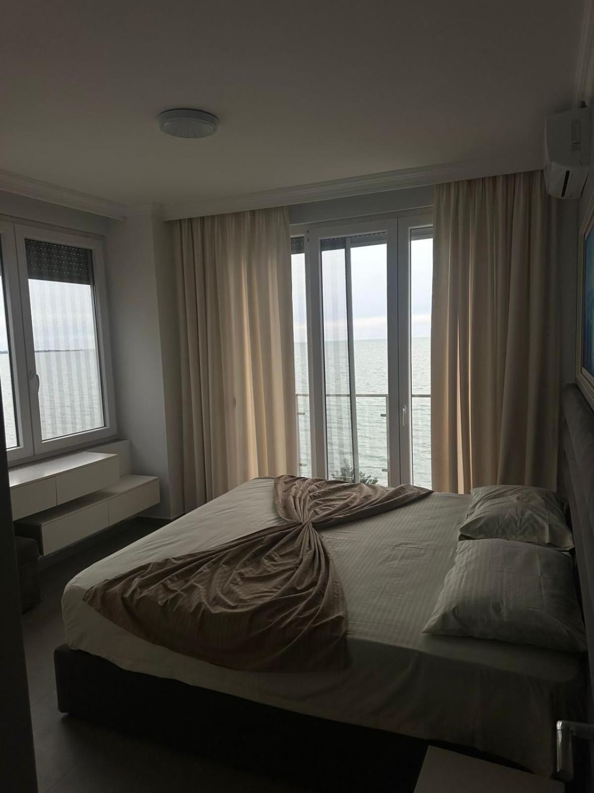 Holiday Home Shengjin Exterior photo