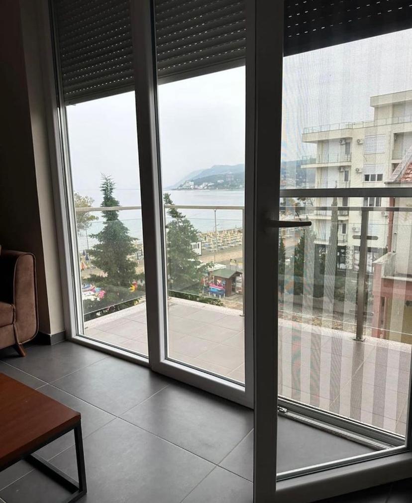 Holiday Home Shengjin Exterior photo
